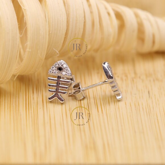 Fishbone Stud Earrings • 925 Sterling Silver • Playful & Artistic Style. - Picture 3 of 6